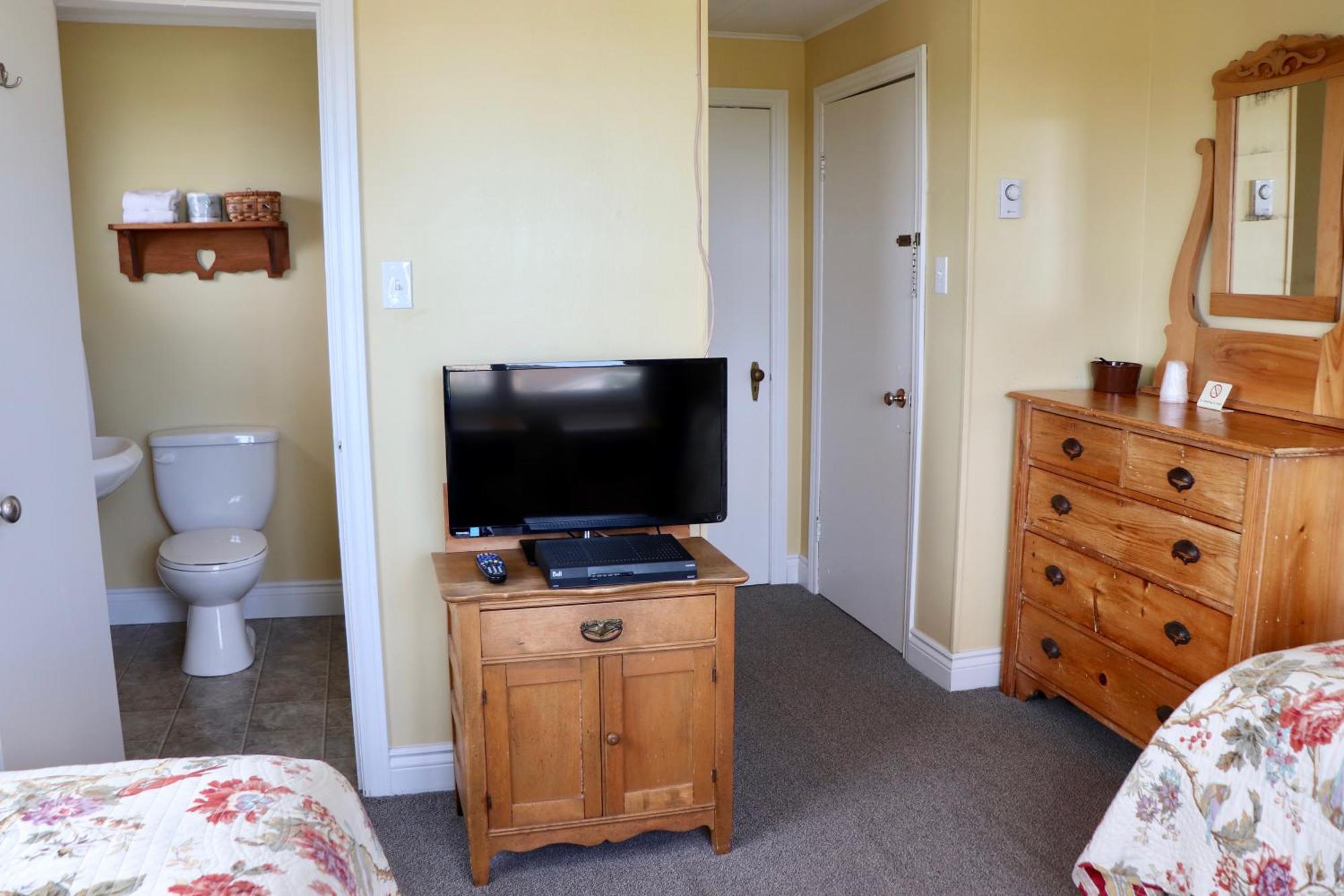 Shining Waters Country Inn Кавендиш Екстериор снимка