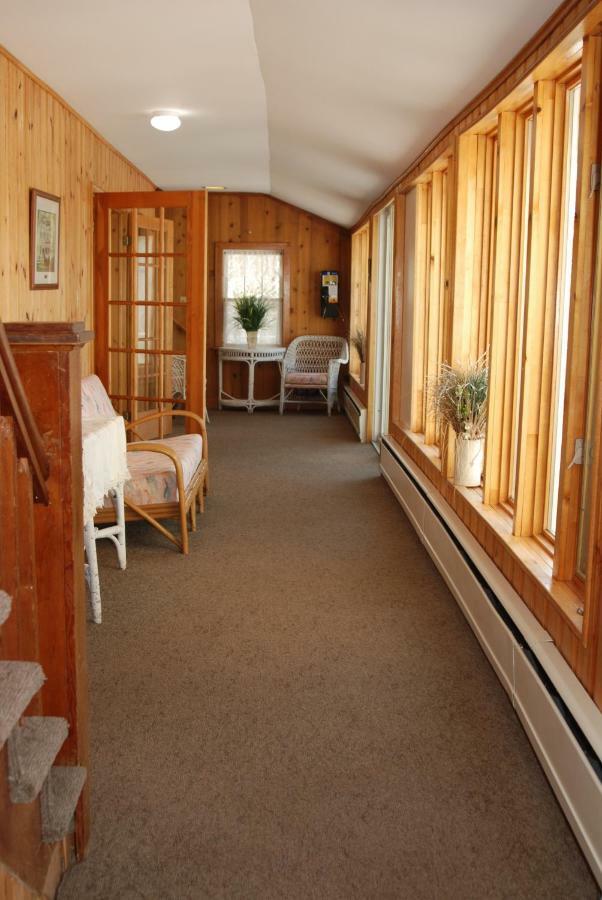 Shining Waters Country Inn Кавендиш Екстериор снимка